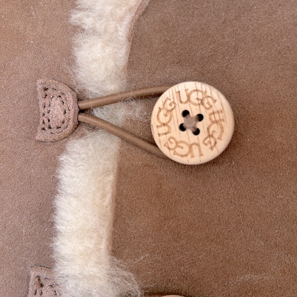 UGG Tall Bailey Button size US 6 UK 36 - Picture 6 of 8